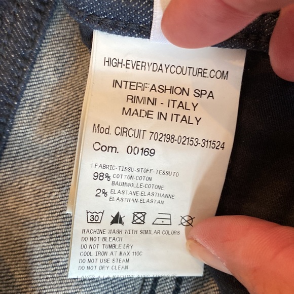 HIGH Tech Highwaisted Jeans with belt superb detailing Mint condition - Picture 14 of 15